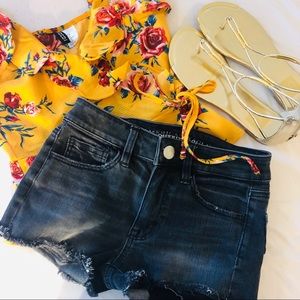 SOLD American eagle black shorts